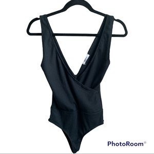 ✨ZARA TRAFALUC BLACK RIBBED BODYSUIT SIZE US S